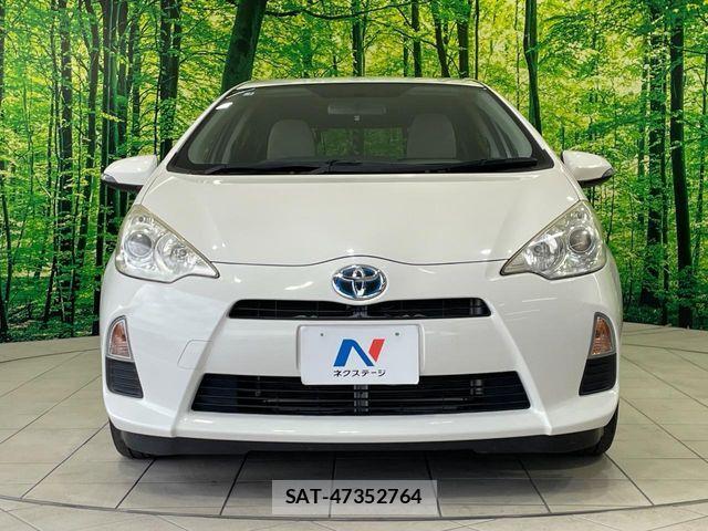 Toyota AQUA 2013-02 7499507-13