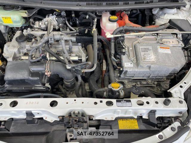 Toyota AQUA 2013-02 7499507-17