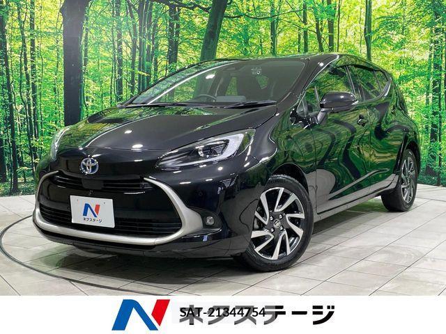 Toyota AQUA 2021-10 7499479-0