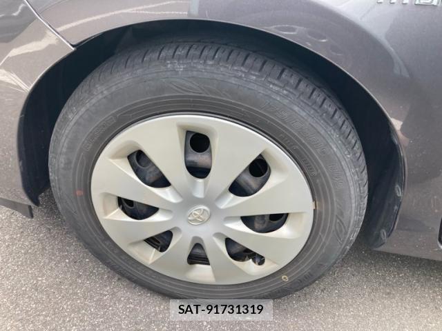 Toyota AQUA 2012-03 7508109-7