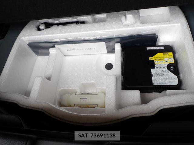 Toyota AQUA 2024-03 7499470-21