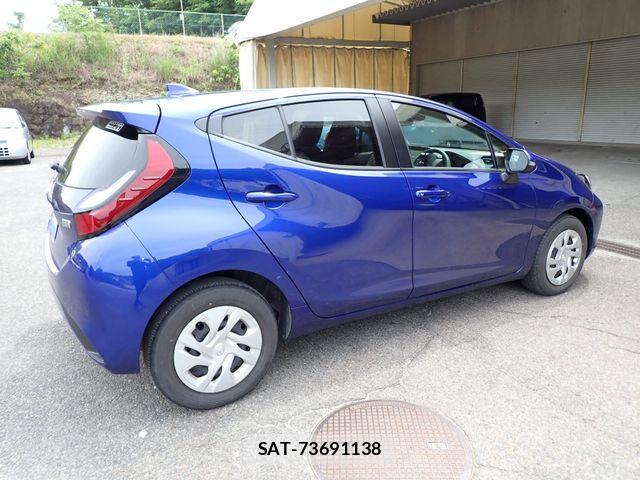 Toyota AQUA 2024-03 7499470-6