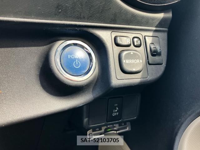 Toyota AQUA 2013-06 7508113-14