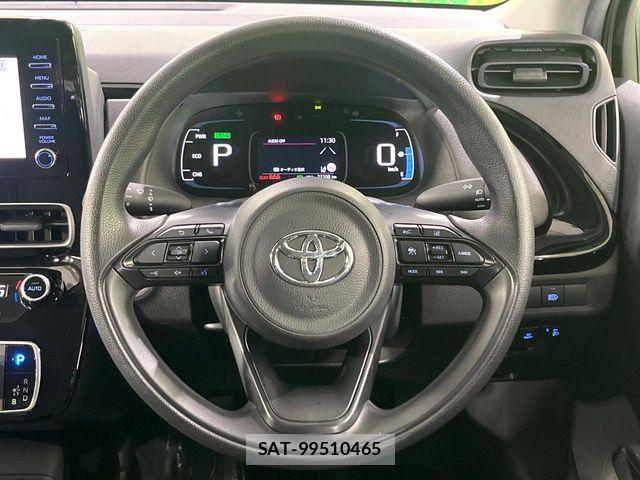 Toyota AQUA 2022-03 7499480-10