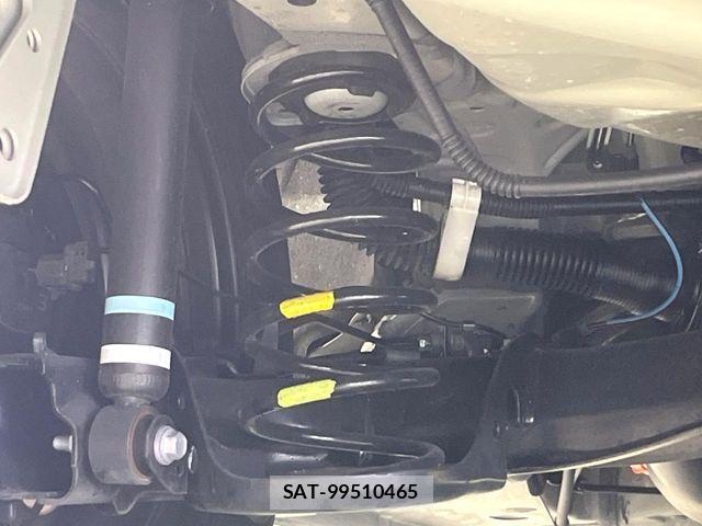 Toyota AQUA 2022-03 7499480-19