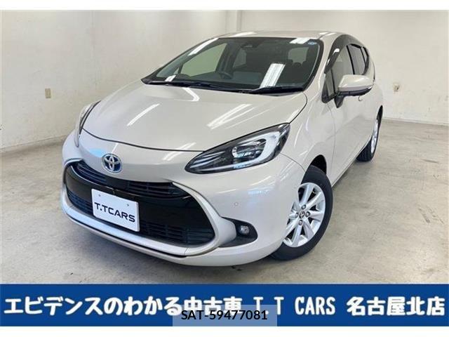 Toyota AQUA 2022-02 7508085-0