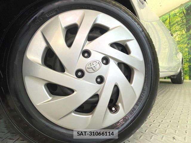 Toyota AQUA 2019-08 7499489-12