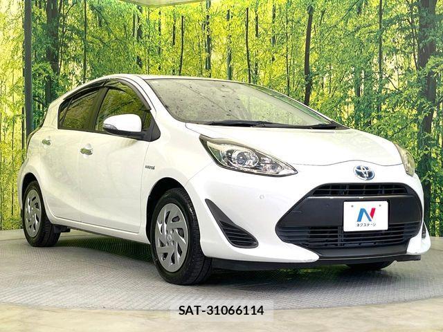 Toyota AQUA 2019-08 7499489-15