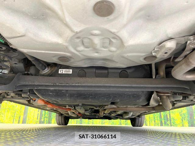 Toyota AQUA 2019-08 7499489-18
