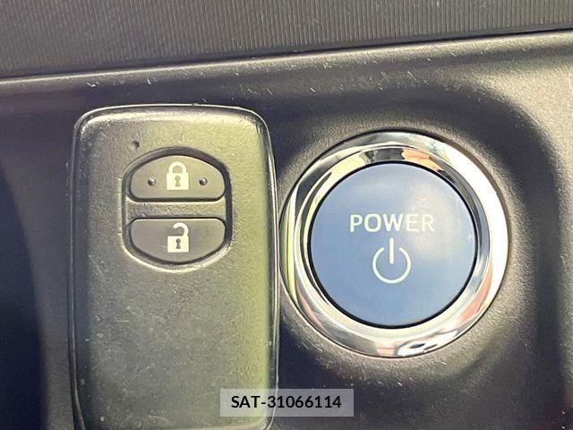 Toyota AQUA 2019-08 7499489-5