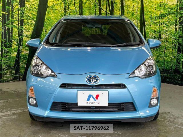 Toyota AQUA 2012-06 7499506-13