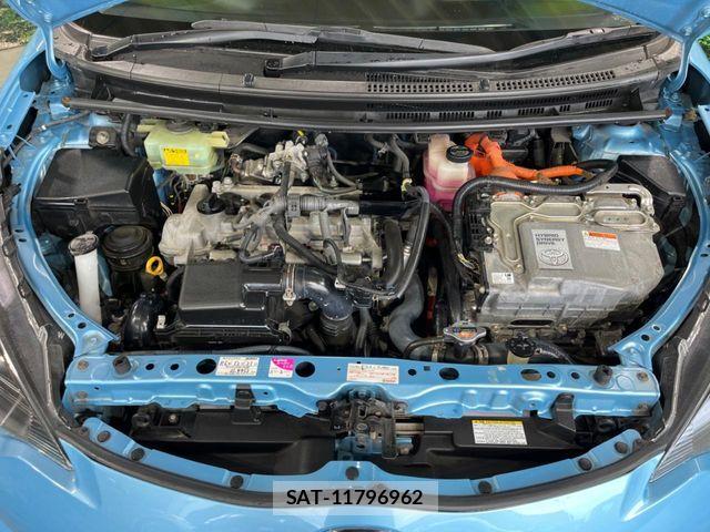 Toyota AQUA 2012-06 7499506-16