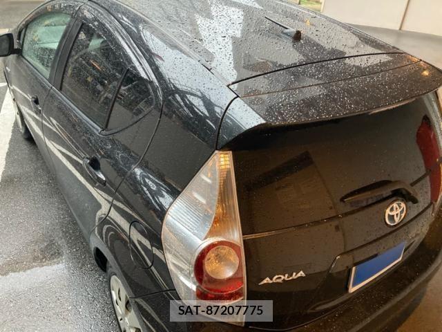 Toyota AQUA 2014-04 7499529-2