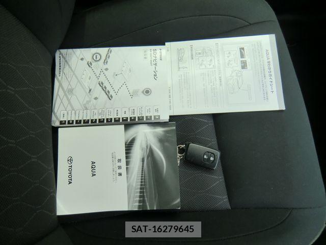 Toyota AQUA 2020-01 7508081-16