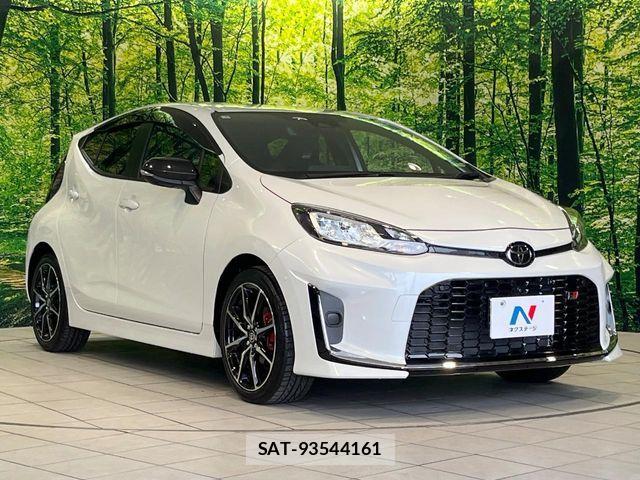 Toyota AQUA 2025-03 7499471-15