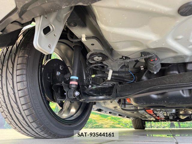 Toyota AQUA 2025-03 7499471-19