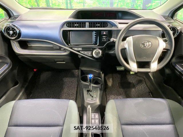 Toyota AQUA 2014-12 7499518-1