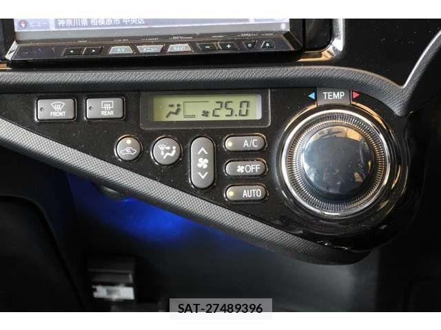Toyota AQUA 2013-06 7508108-9