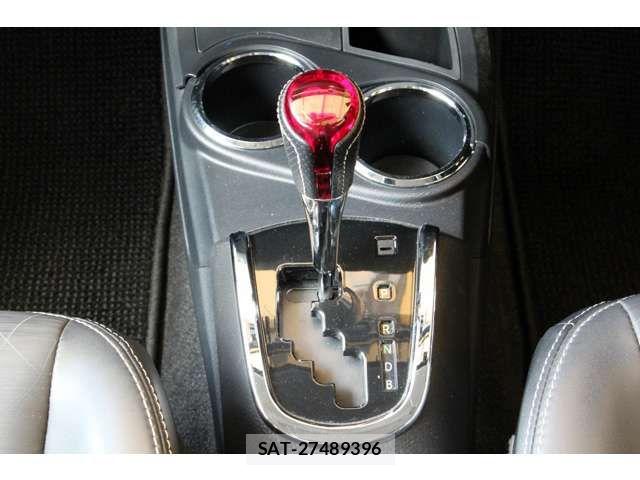 Toyota AQUA 2013-06 7508108-11