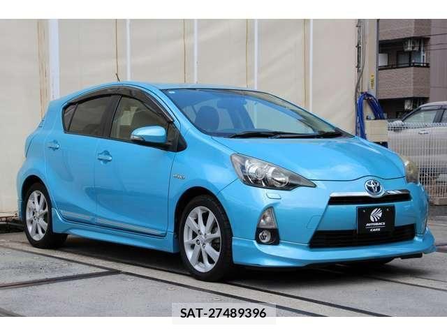 Toyota AQUA 2013-06 7508108-28