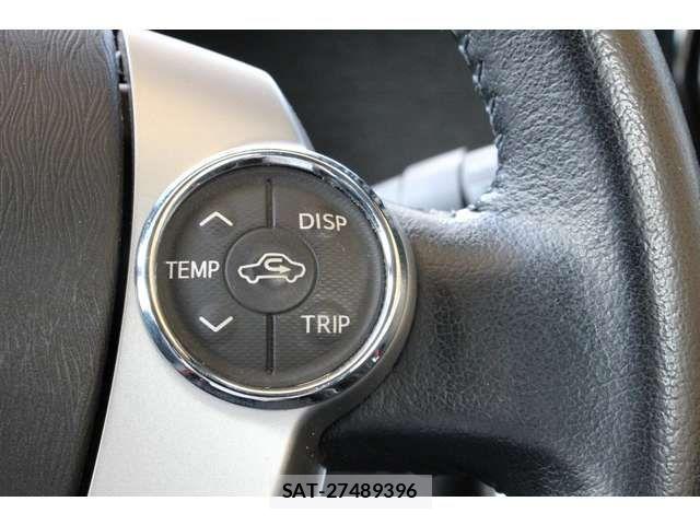 Toyota AQUA 2013-06 7508108-4