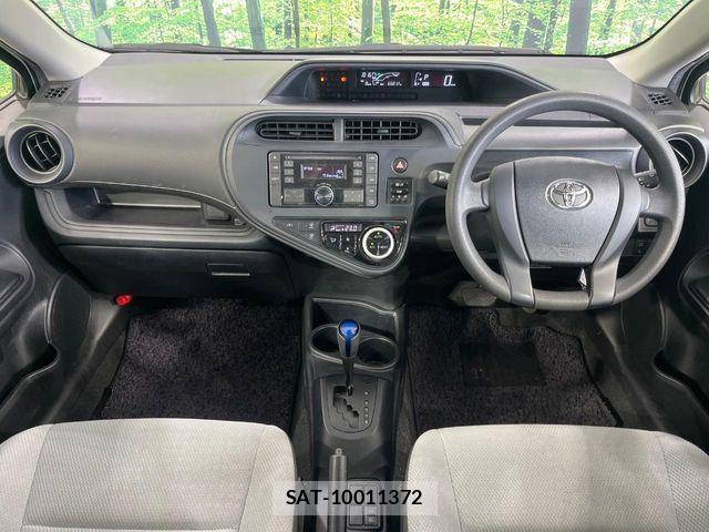 Toyota AQUA 2020-10 7499496-1