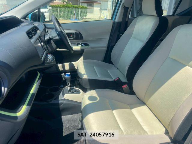 Toyota AQUA 2012-07 7499510-11