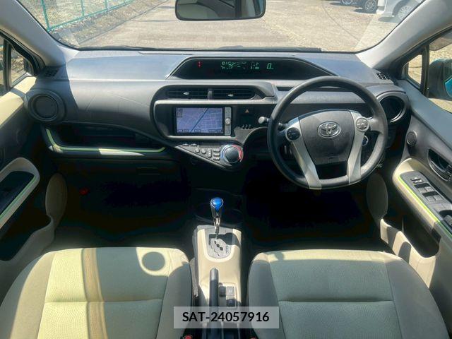 Toyota AQUA 2012-07 7499510-16