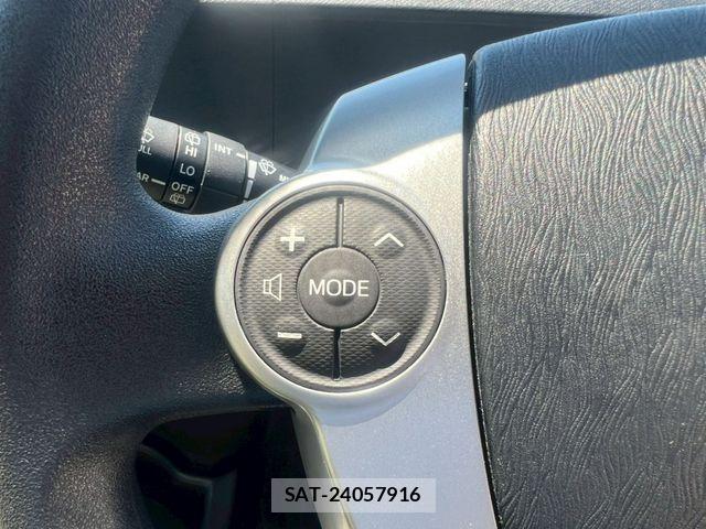 Toyota AQUA 2012-07 7499510-22