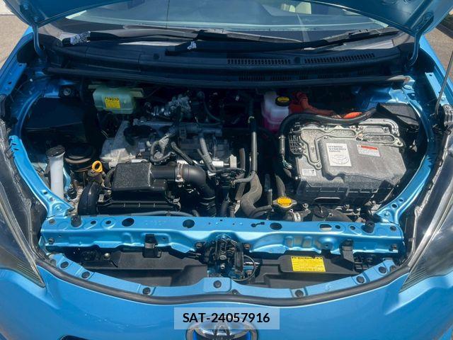Toyota AQUA 2012-07 7499510-29