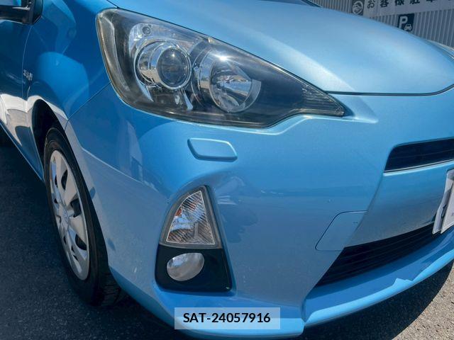 Toyota AQUA 2012-07 7499510-8