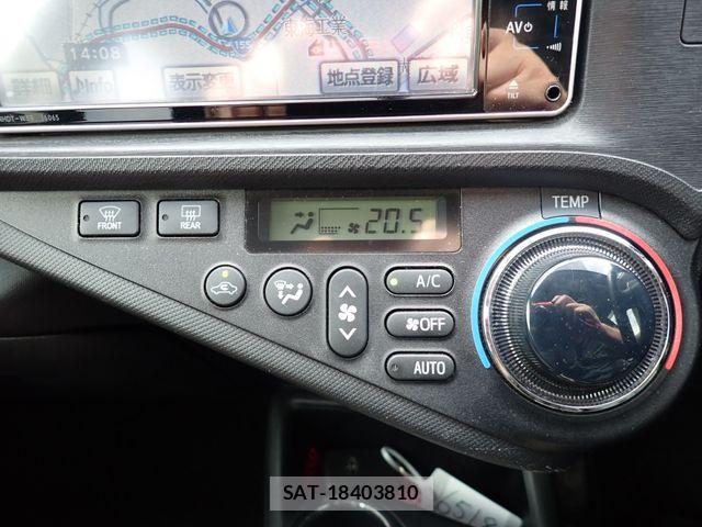 Toyota AQUA 2012-03 7508107-14