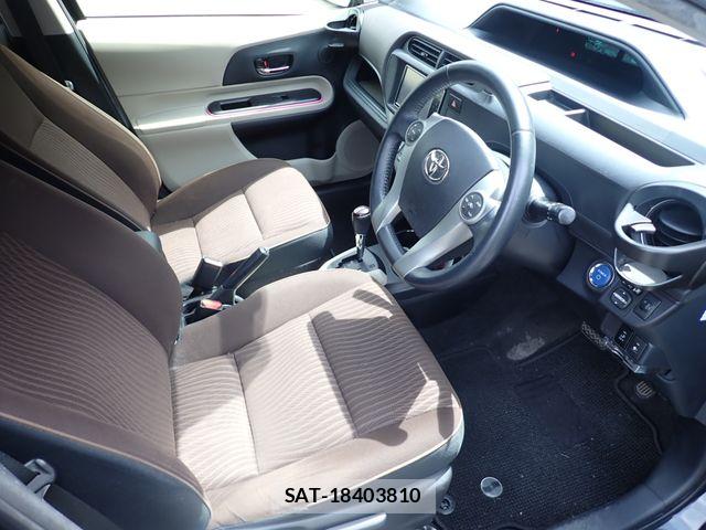 Toyota AQUA 2012-03 7508107-1