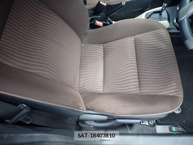 Toyota AQUA 2012-03 7508107-19
