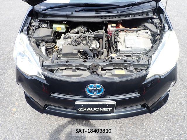 Toyota AQUA 2012-03 7508107-22