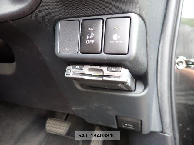 Toyota AQUA 2012-03 7508107-24