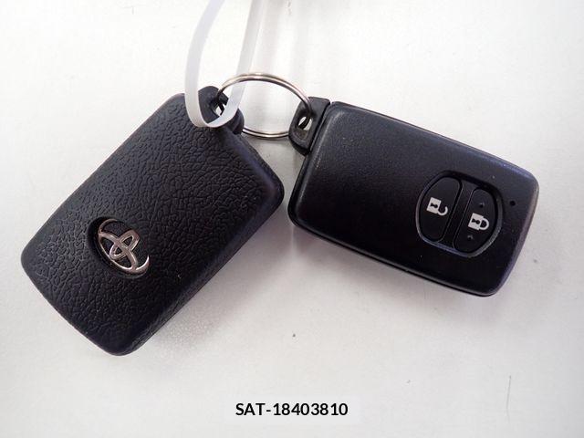 Toyota AQUA 2012-03 7508107-25