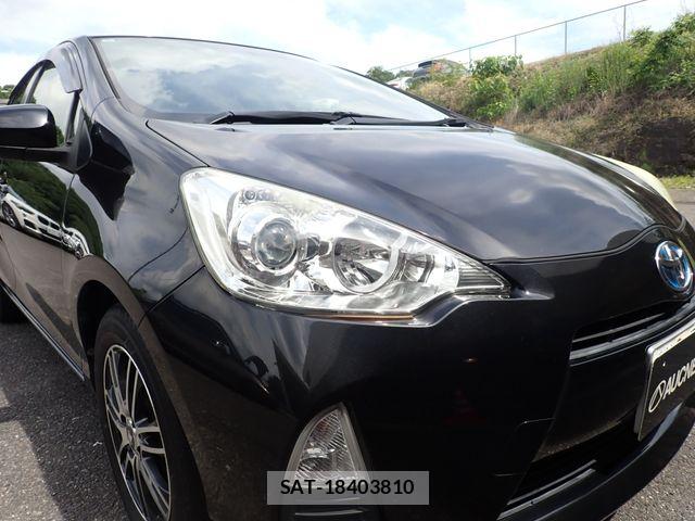 Toyota AQUA 2012-03 7508107-8