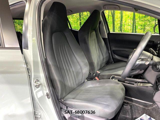 Toyota AQUA 2023-05 7499483-7