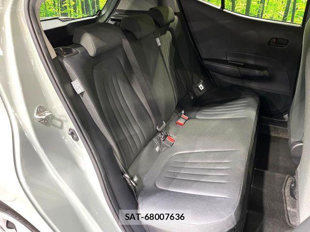 Toyota AQUA 2023-05 7499483-8