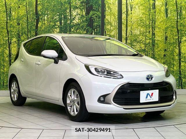 Toyota AQUA 2024-07 7499472-15