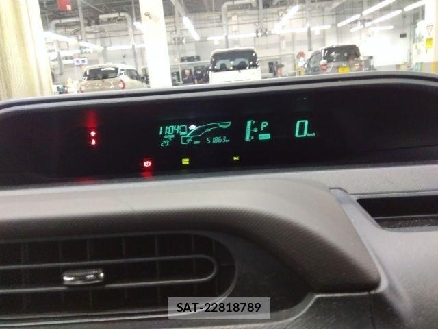 Toyota AQUA 2012-06 7499511-3