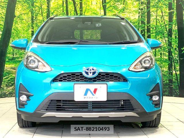 Toyota AQUA 2017-08 7499492-13