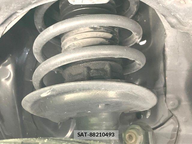 Toyota AQUA 2017-08 7499492-19