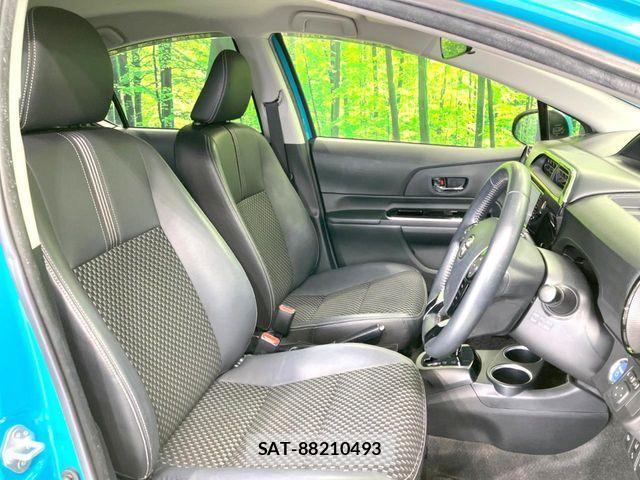 Toyota AQUA 2017-08 7499492-7