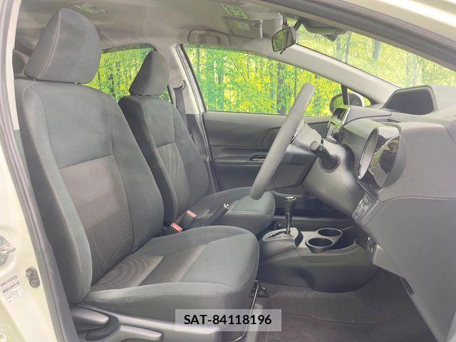 Toyota AQUA 2018-08 7499487-7