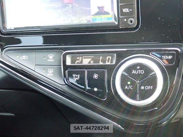 Toyota AQUA 2021-04 7508094-12