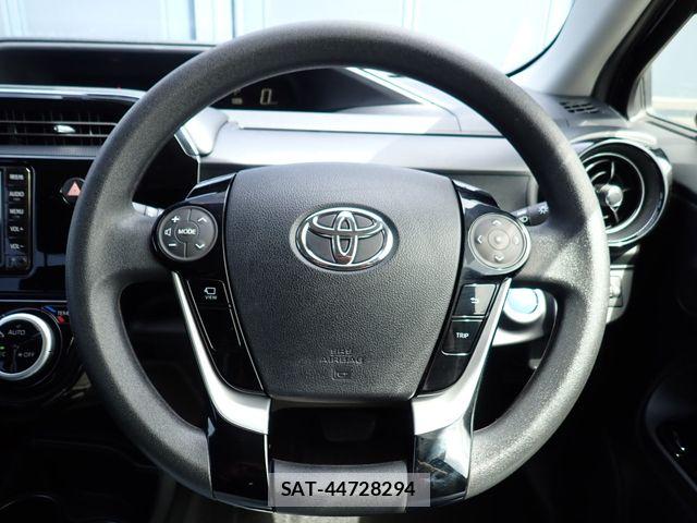 Toyota AQUA 2021-04 7508094-13