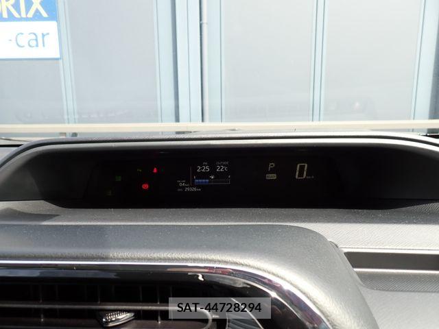Toyota AQUA 2021-04 7508094-14