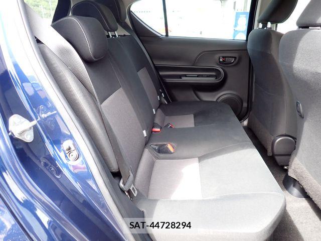 Toyota AQUA 2021-04 7508094-18